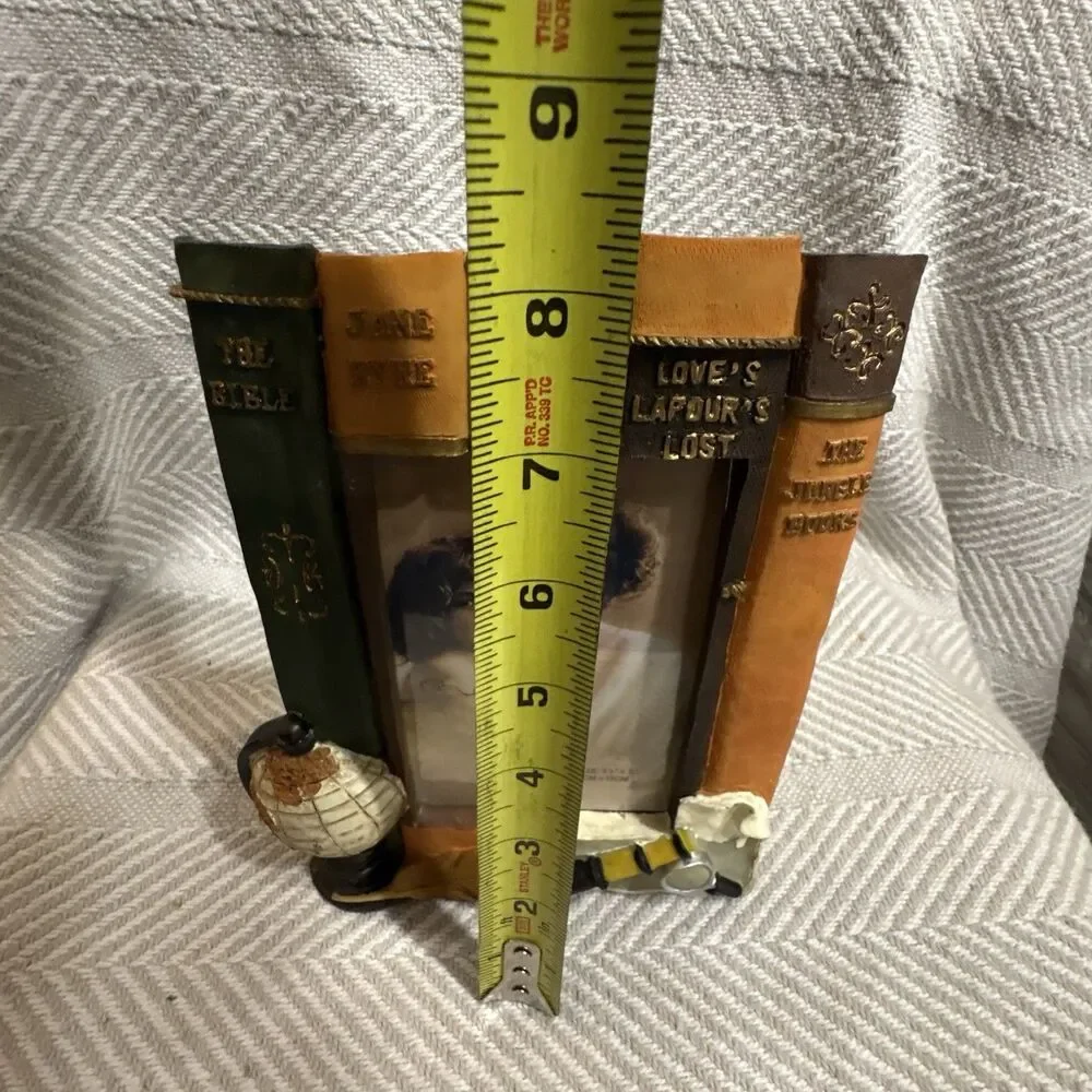 Vintage Resin Classic Books Novelty Picture Frame 3.5x5 Globe
